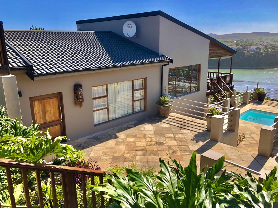 5 Bedroom Property for Sale in Merryhill Eastern Cape